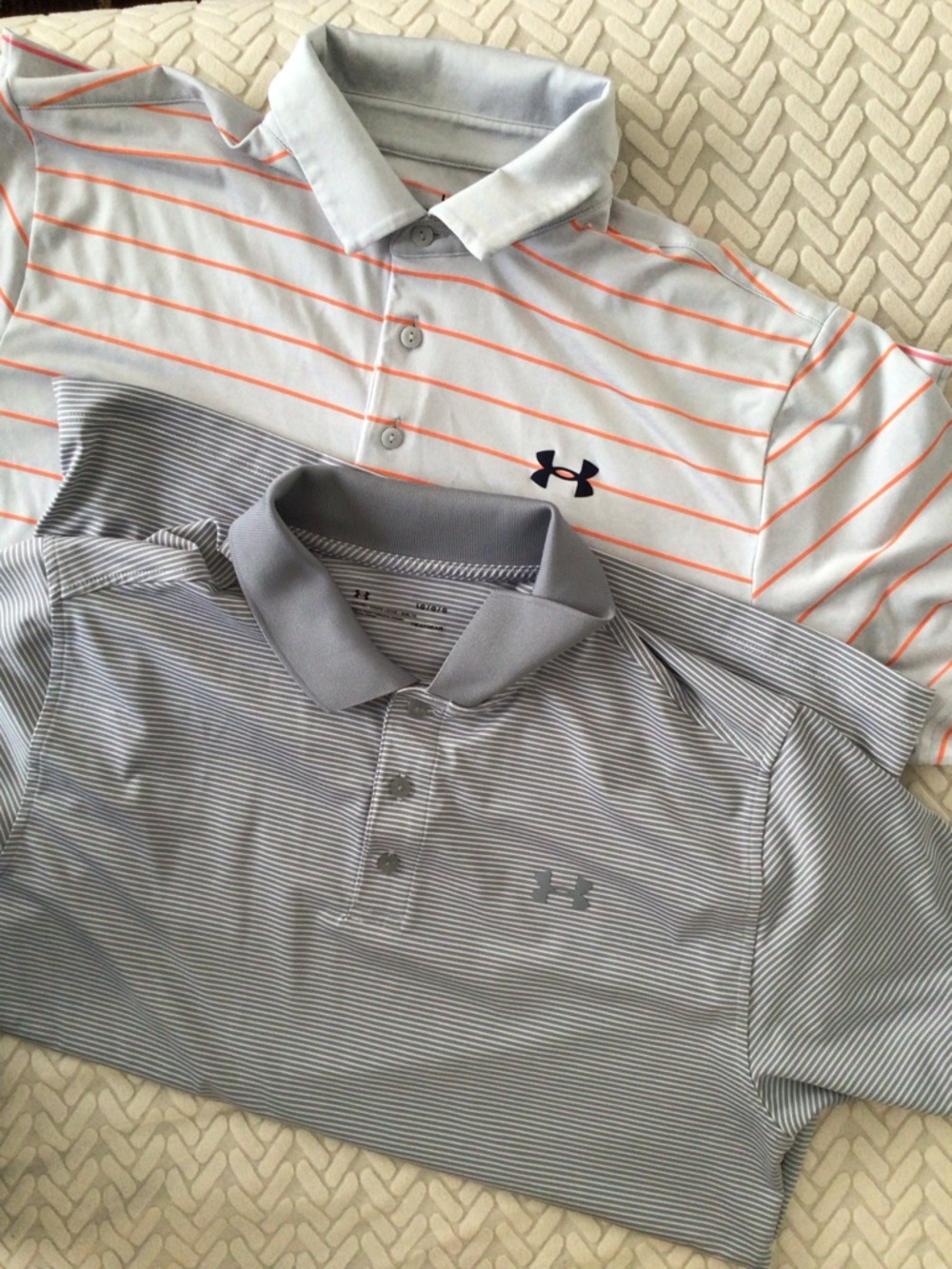 Under Armour Men’s Gray Stripe Polo Shirt Bundle (2)